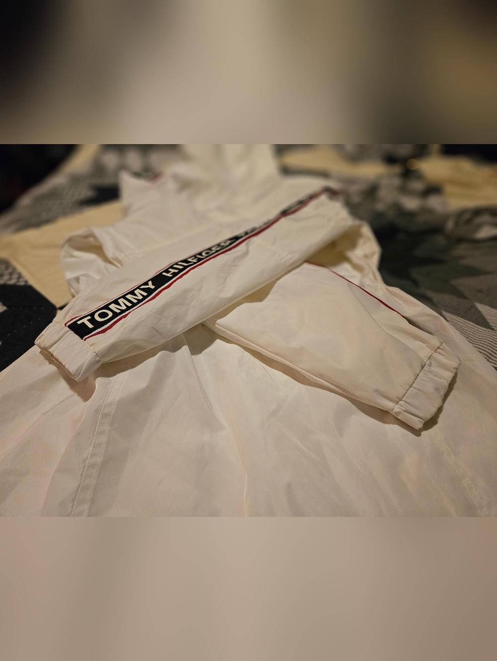 Tommy Hilfiger Women's Long Windbreaker Jacket. 21ptp - Picture 9 of 11